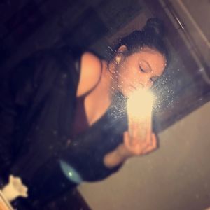 Meet your Posher, Alecia